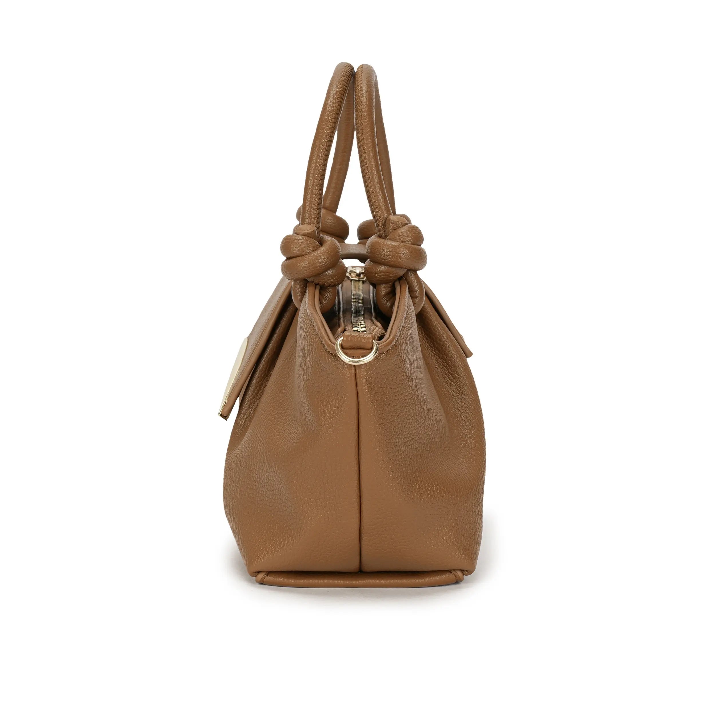 Visão lateral da Bolsa Mini Tote Luna marrom, revelando o perfil compacto da bolsa feminina e o caimento da base levemente mais larga. Preto Caramelo Off White