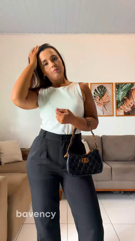 Bolsa Matelassê Amelia – Alça de Corrente e Transversal