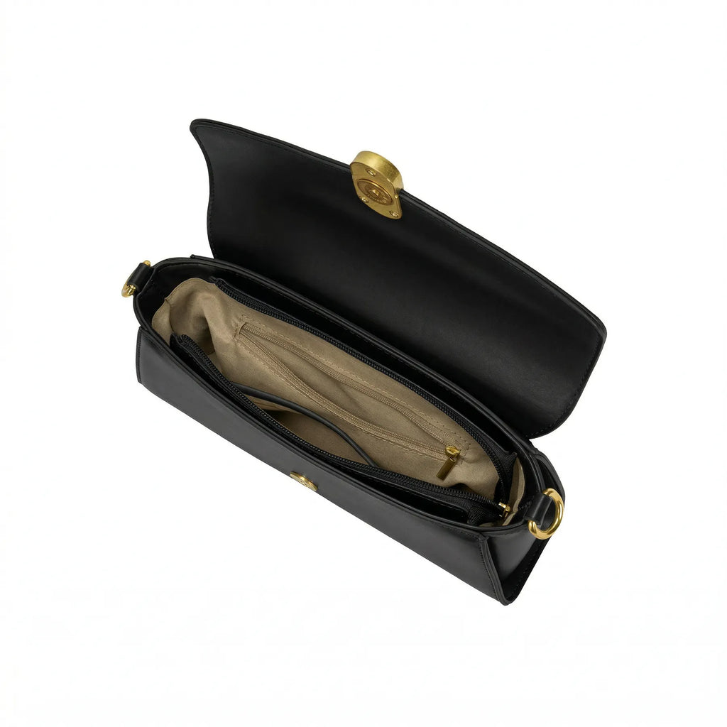 Visão interna da Bolsa Baguete Vivianne aberta mostrando o forro bege, divisórias internas e bolso com zíper para organização. Preto [cor:Preto]