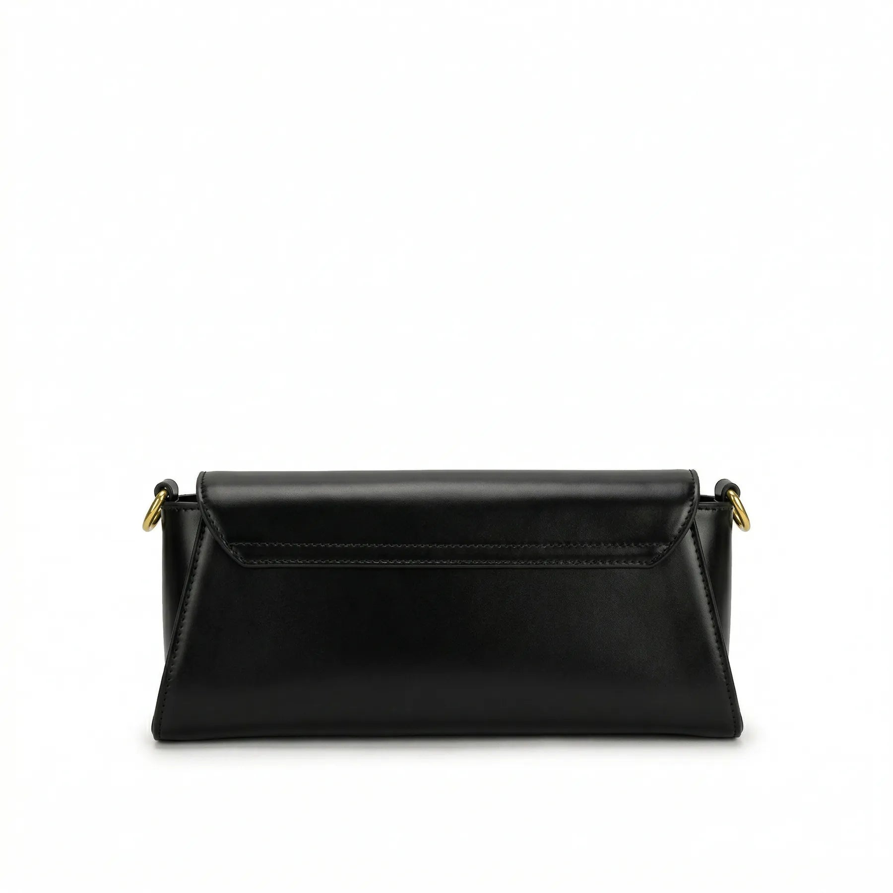 Parte de trás da Bolsa Baguete Vivianne preta com design clean e costuras reforçadas em formato trapezoidal. Preto [cor:Preto]